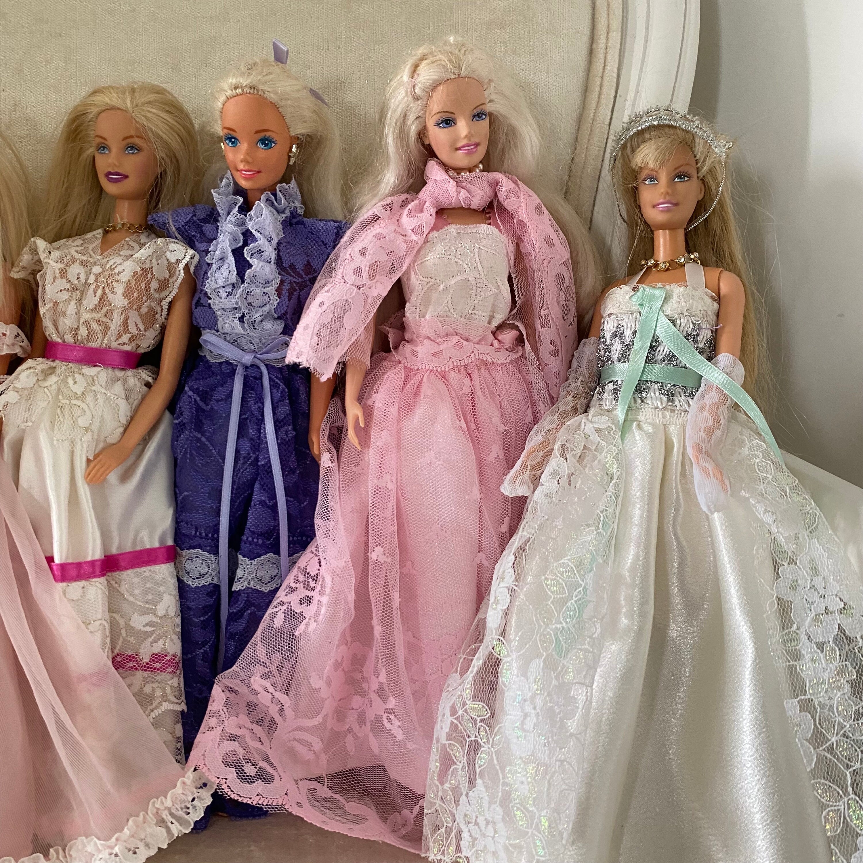 Poupee barbie 1966 mattel inc. China - Collection