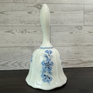 Fenton 2005 “Aurora” True Blue Bell