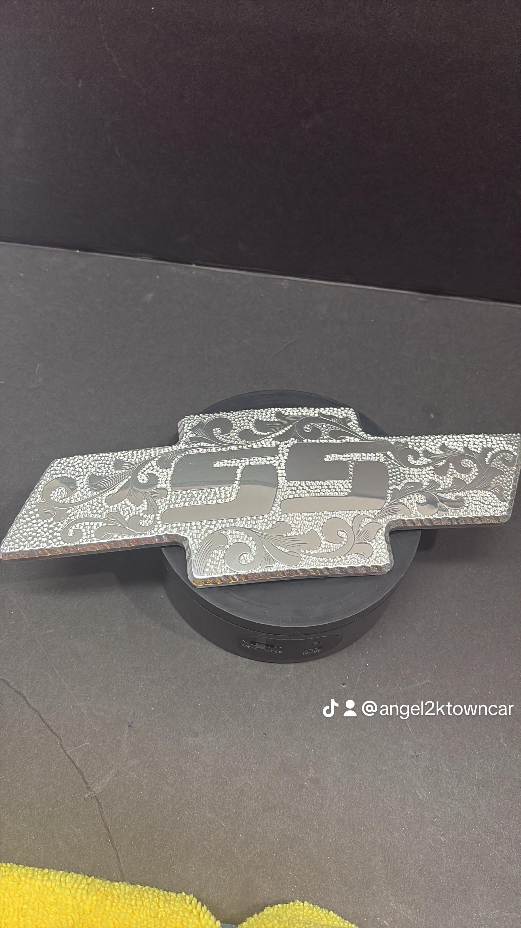 Chevy Silverado 1988-2018 Engraved Billet Bowties (customizable) - Etsy