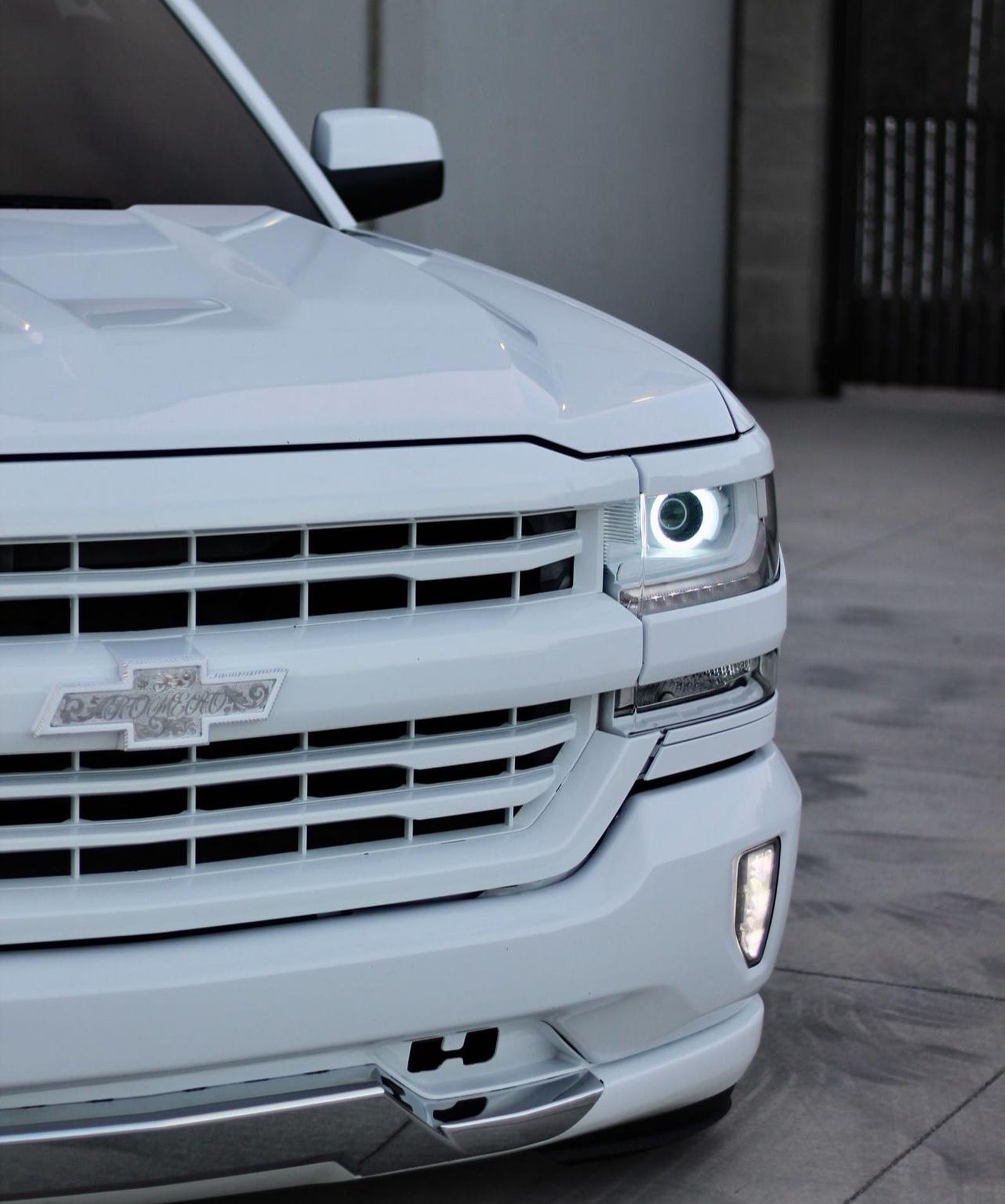 Chevy Silverado 1988-2018 Engraved Billet Bowties (customizable) - Etsy