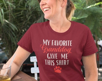 Mijn favoriete kleinhond gaf me dit shirt Oma, opa, moeder, vader, Moederdag Vaderdag hond puppy