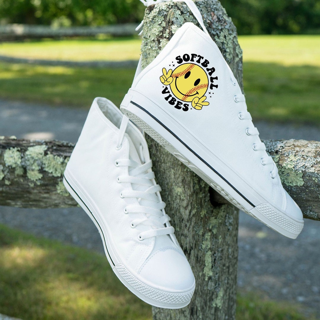 indoor softball shoes