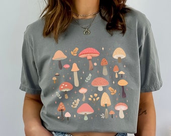 Boho Red Mushroom Shirt | Comfort Colors Shirt | Magic Mushroom Psychedelic | Botanical, Fairycore, Cottagecore, Nature Lover | Gift for Her