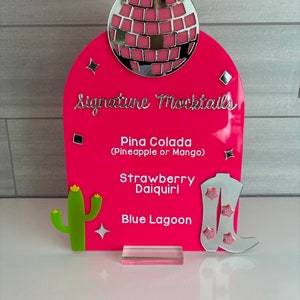Disco Cowgirl Drink Menu Schild Pink und Silber Personalisiertes Acrylschild Geburtstag, Hochzeit, Party, Feier, Abschlussfeier