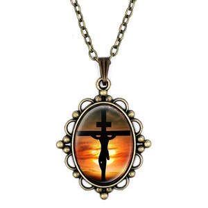 Vintage Bronze Fire Cross Original Christian Bible Series Jesus Portrait Glass Pendant Necklace