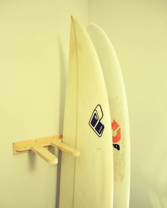 Surf hanger outlet