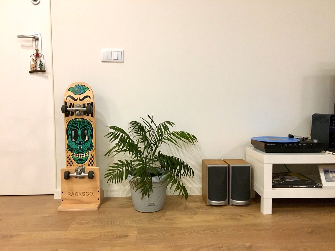 Skate Rack Floor Floor Skate Rack, Skate Hanger, Support, Simple Skateboard Stand ...