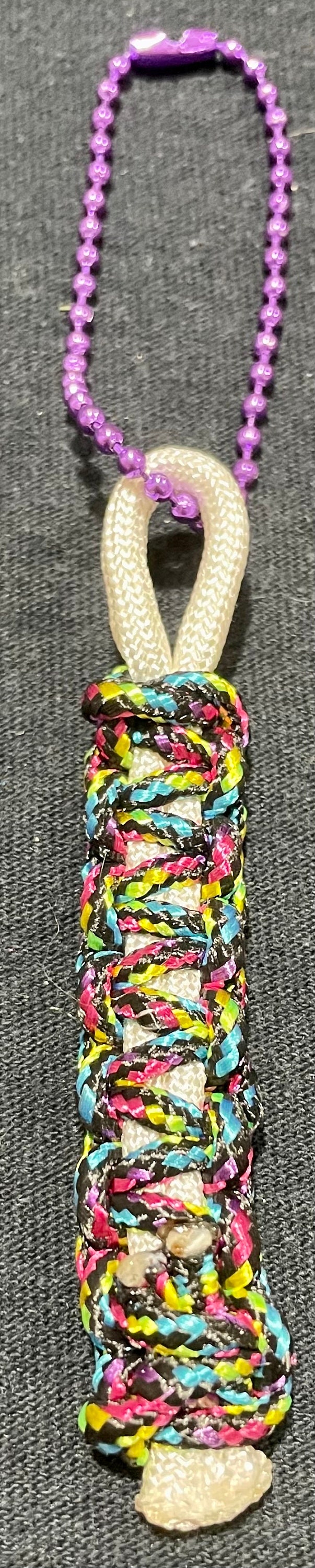 Portachiavi lungo in paracord 550 Grey Skull fatto a mano - Coltelleria