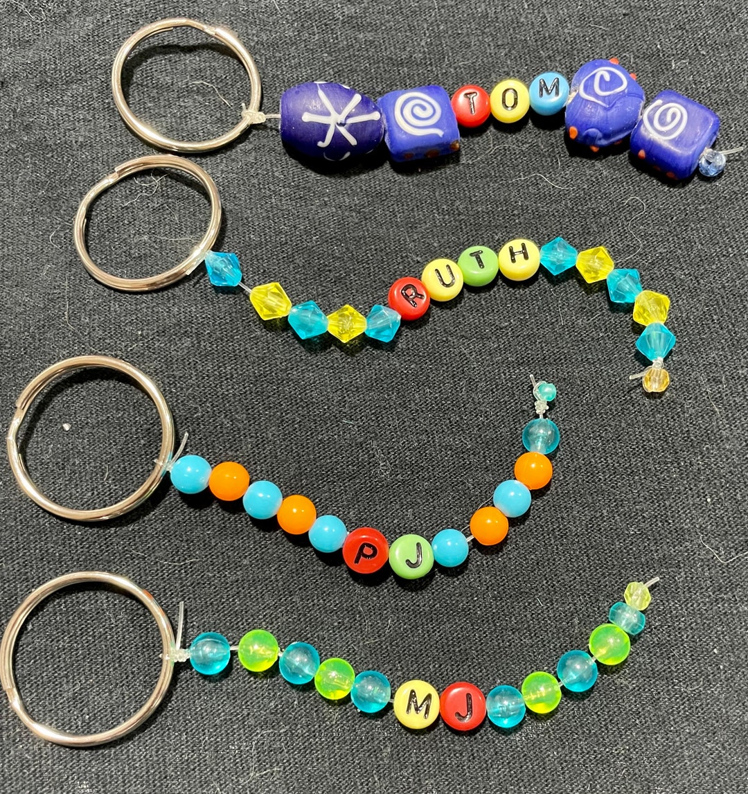 Beaded/keychain/names/letters/ - Etsy