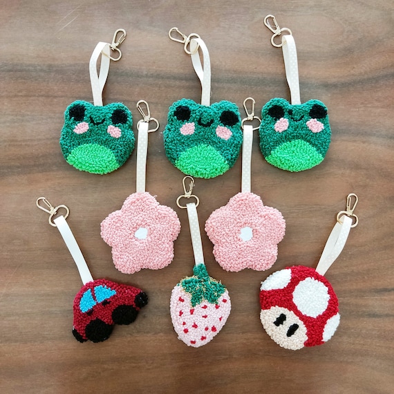 ハンドメイドアクセサリー kokinchan Punch Needle Keychain: Handmade Tufted Bag Charm - Etsy
