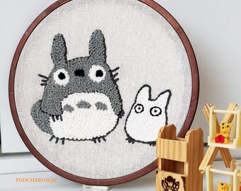 Tapiz de pared con aguja perforada de Totoro hecho a mano: decoración con mechones