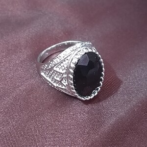 Bague En Pierre Noire Most Power Queen Succubus - Style Aghori, Artisanale, Spiritualité