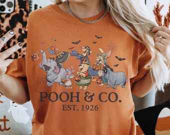Retro Winnie de Pooh Halloween-png, Pooh en vrienden Halloween-png, griezelig seizoens-T-shirt, schattige herfstige biggetje Pooh-pompoen herfst, png