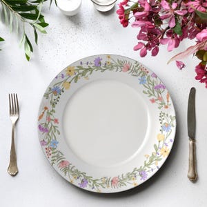 Dinnerware Plate Set, 10” Floral Dinnerware, Outdoor Plates, BBQ Plate Set, Polymer Dinnerware Set, Plastic Dinner Plates, Reusable Plates