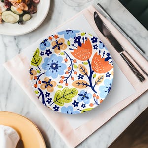 Blue Floral Polymer Plates, BPA Free Plastic Dinnerware, Garden Party Plates, Reusable Durable Floral Picnic Plates, Summer Reusable Plates