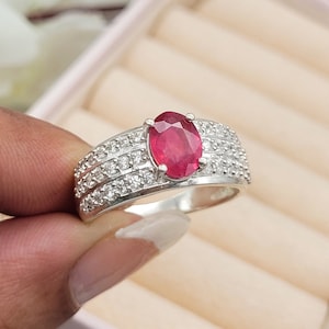 Bague rubis naturel : argent sterling, accents CZ, pierre de naissance en juillet