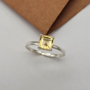 Natural Citrine Ring-Golden Citrine Ring-Anniversary Gift-Square Citrine Ring-November Birthstone Ring-Minimalist Citrine Silver Ring Gift