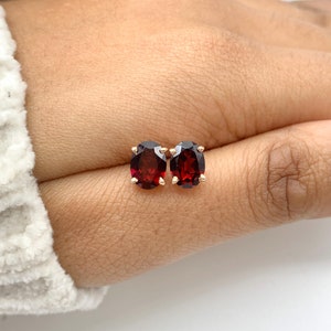 Garnet Minimalist Stud Earrings-Garnet Silver Stud Earring-January Birthday Gift For Love-Garnet Oval Stud Earrings-Handmade Prong Set Studs