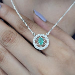 Natural Emerald Necklace-925 Solid Silver Pendant-May Birthstone Necklace Gift-Emerald Delicate Pendant-Oval Green Necklace-Halo Pendant