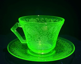 Vintage Uranium Glass Tea Cup and Saucer Set - Green Florentine #2 Poppy - Glows Neon Green Under UV Light - Art Deco Depression Glass 1930s