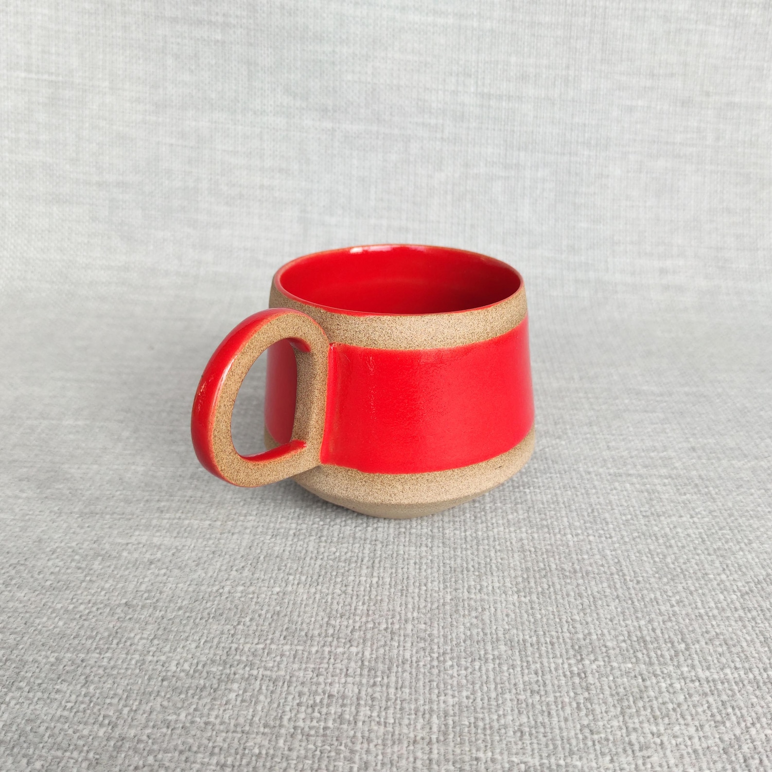 Handmade Red Stoneware Coffee Mug: Modern Rustic Pottery (250ml) - Red