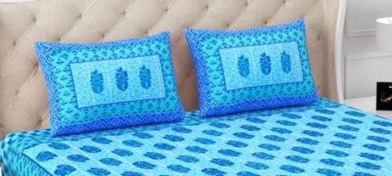 ブルーターコイズの手染めブロックプリントコットンベッドシーツと枕