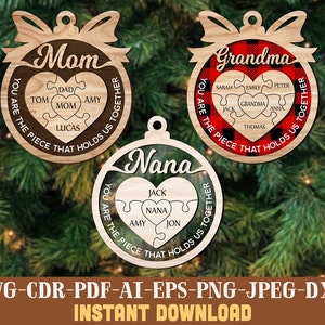 Adornos de Navidad SVG archivo láser Family Puzzle Heart Ornament SVG adorno personalizado svg con nombre mamá rompecabezas ornamento Glowforge Navidad