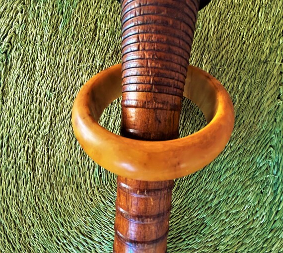 Golden Amber Bakelite Bangle - image 3