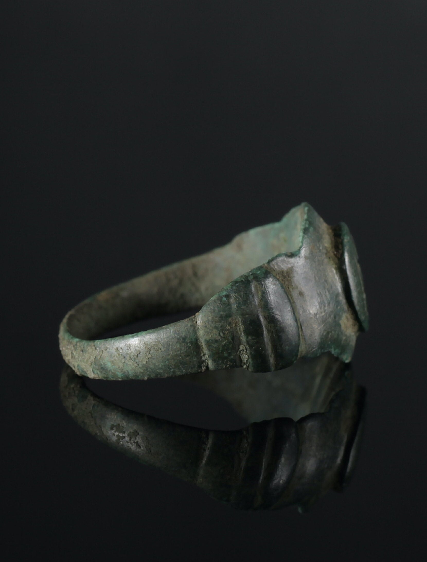 Antique Bronze Signet Ring, Medieval Artifact (1000-1300s) - Etsy