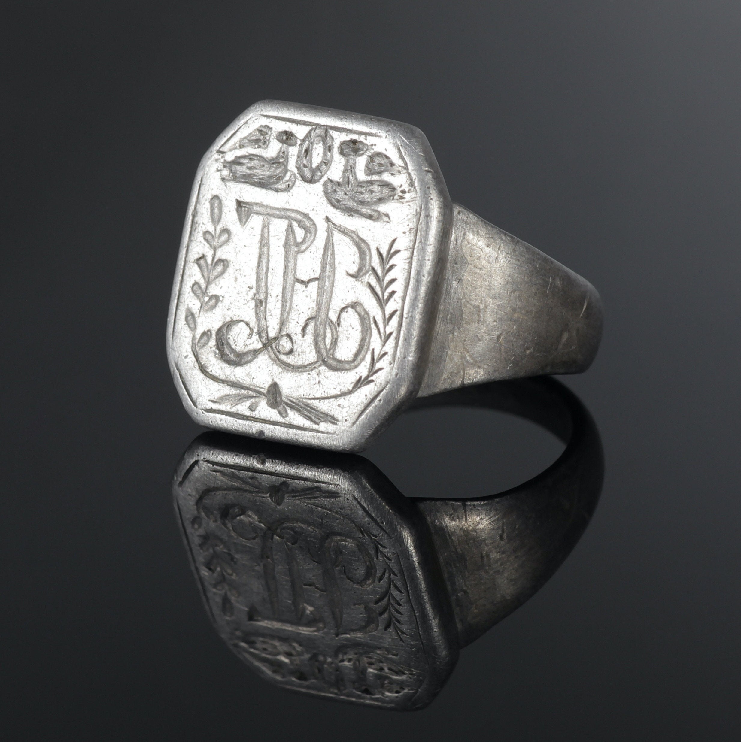 アクセサリー Medieval ring Medieval Studded Heart Ring - 3 Rexes Jewelry