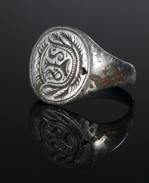 Vintage Coat of Arms Ring Unique Medieval Silver … - image 7