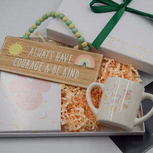 Coffret cadeau bébé fille l Cartes d'étape importantes l Coffret cadeau nouveauté bébé l Nouveau bébé fille