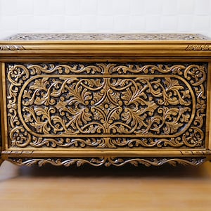 Großer handgeschnitzter Couchtisch aus Nussbaum, antike Möbel, Mid-Century Kiste, dekorative Möbel, Einweihungsparty, Hochzeitsgeschenk