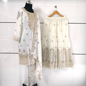 Weiße Farbe Schwer Bestickt Designer Pakistanische 3-teilige Salwar Kameez mit Dupatta Anzug, Hochzeit Sharara, Anzüge für Frauen, Plus Größe Kleid