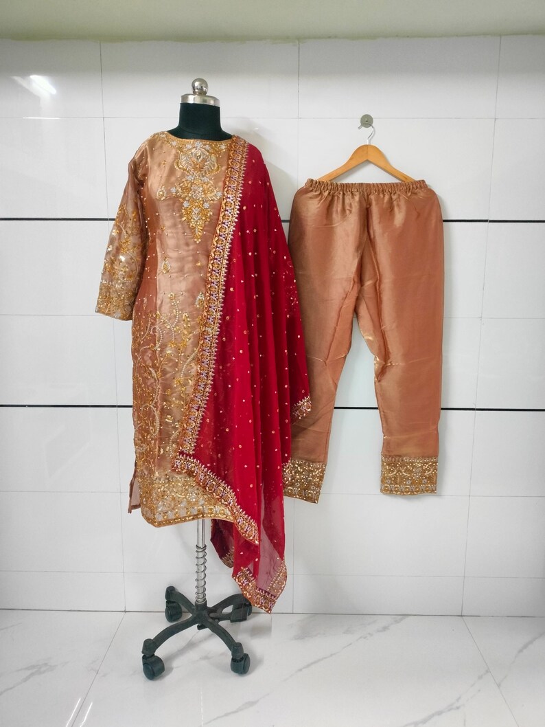 Embroidered Crepe Silk Salwar Kameez: 3-Piece Indian Suit image 2