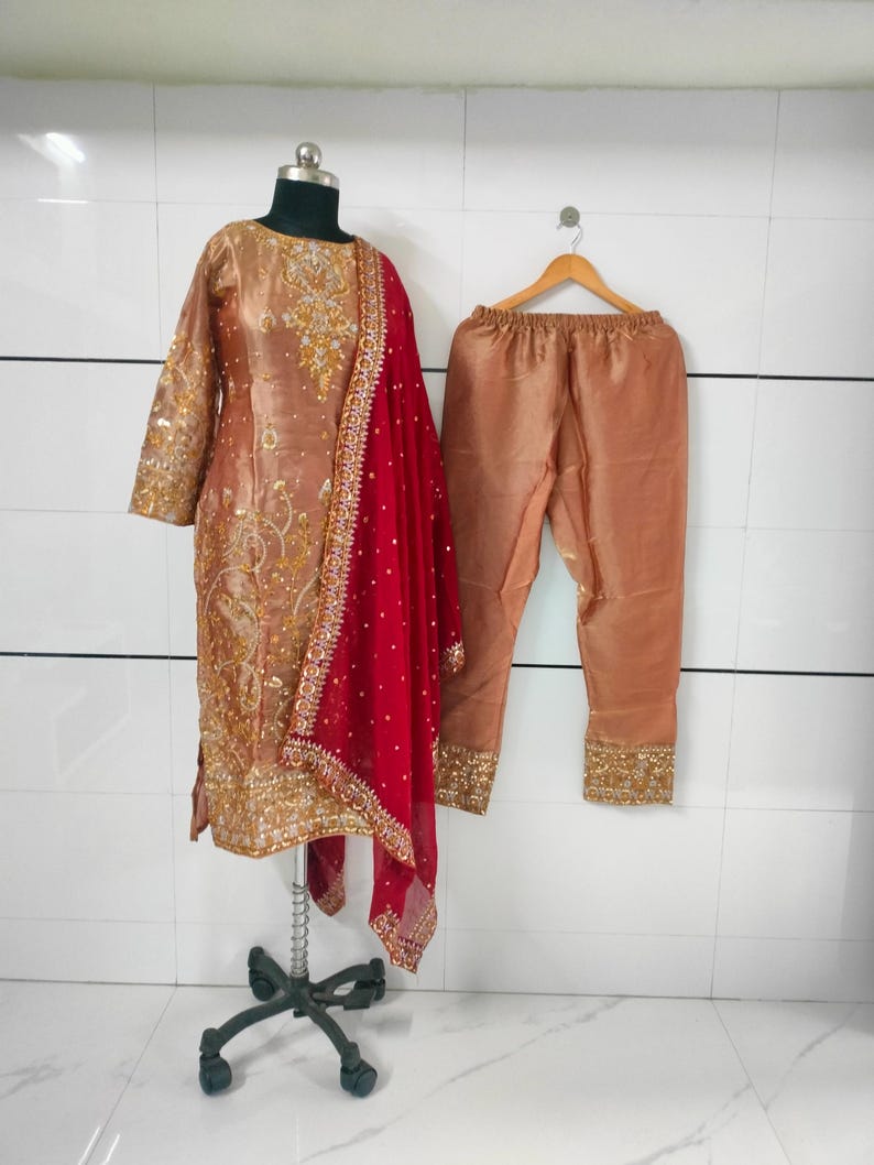 Embroidered Crepe Silk Salwar Kameez: 3-Piece Indian Suit image 4