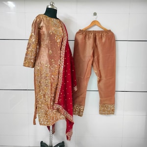Embroidered Crepe Silk Salwar Kameez: 3-Piece Indian Suit image 3