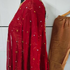 Embroidered Crepe Silk Salwar Kameez: 3-Piece Indian Suit image 5