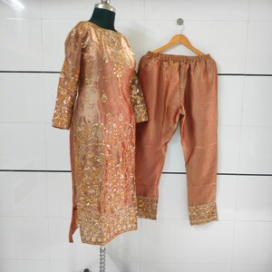 Embroidered Crepe Silk Salwar Kameez: 3-Piece Indian Suit image 8