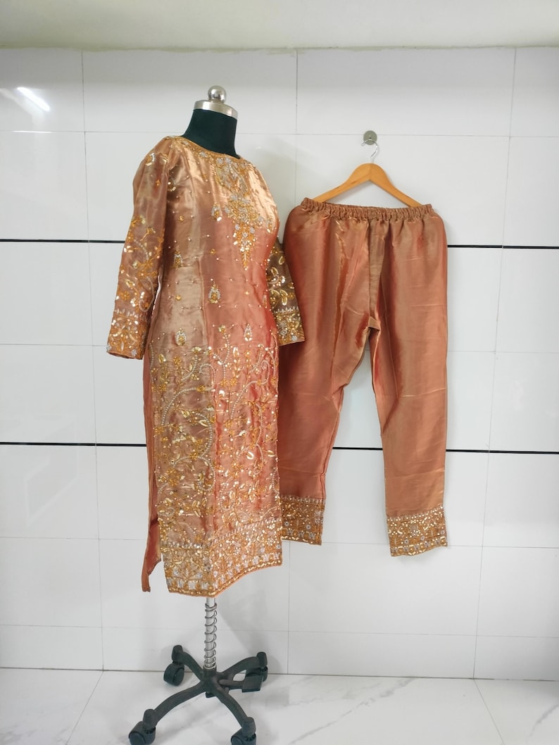 Embroidered Crepe Silk Salwar Kameez: 3-Piece Indian Suit image 8