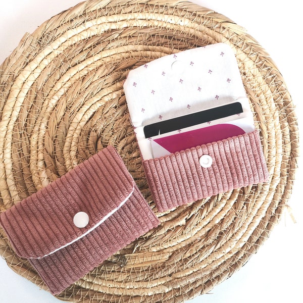 Credit card holder in pink corduroy 3 compartments with snap closure