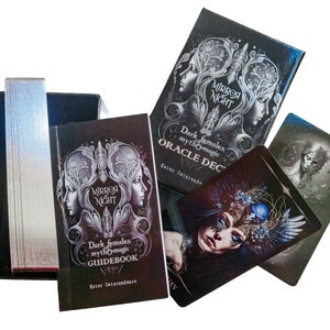 Baraja de oráculo Mirror of Night: mujeres oscuras del mito y la magia; cartas del tarot de trabajo con sombras, cartas del oráculo oscuro, arquetipos femeninos oscuros, mujeres de la mitología