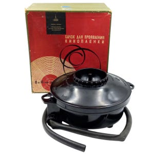 Zbiornik do wywoływania filmów LOMO UPB – radzieckie wywoływanie filmów 8 mm i 16 mm – wyposażenie ciemni