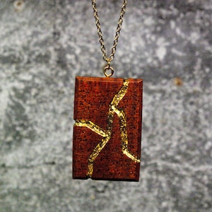 Kintsugi inspired Mahogany pendant necklace