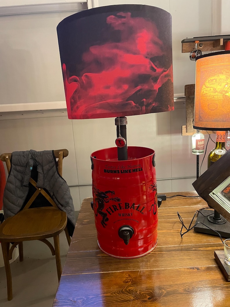 Eldklotfat och lampa bild 1