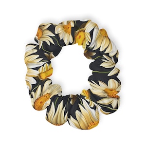 Melody of Daisies Scrunchie