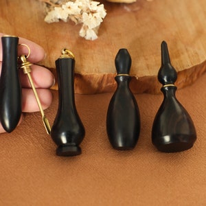 Vintage Mini-Holzflaschen, 100% Sandelholz-Holzflaschenlöffel-Set, Minilöffelbehälter-Kit, kleine Löffelfläschchen, kreativer Holzanhänger
