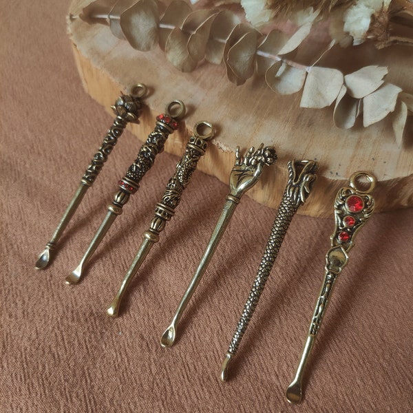 Handgemachter Messing Ohrlöffel, Mini Löffel Anhänger, Personalisieren Schlüsselanhänger Ohrstecker, Messing Kunstwerk, Messing Schlüsselanhänger Anhänger, Vintage Messing Ohrlöffel