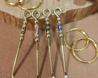 Cuillère à oreille faite main, style ancien, crochet d'oreille de porte-clés personnalisé, pendentif porte-clés en laiton, cuillère d'oreille en laiton vintage, cuillère d'oreille de porte-clés