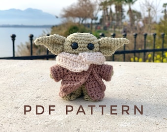Baby Alien crochet pdf pattern. Easy amigurumi